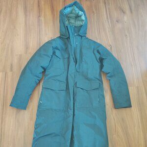 Nau winter trench coat with recycled down